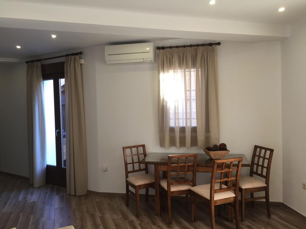 Teatro Rojas II Apartment Толедо Екстериор снимка